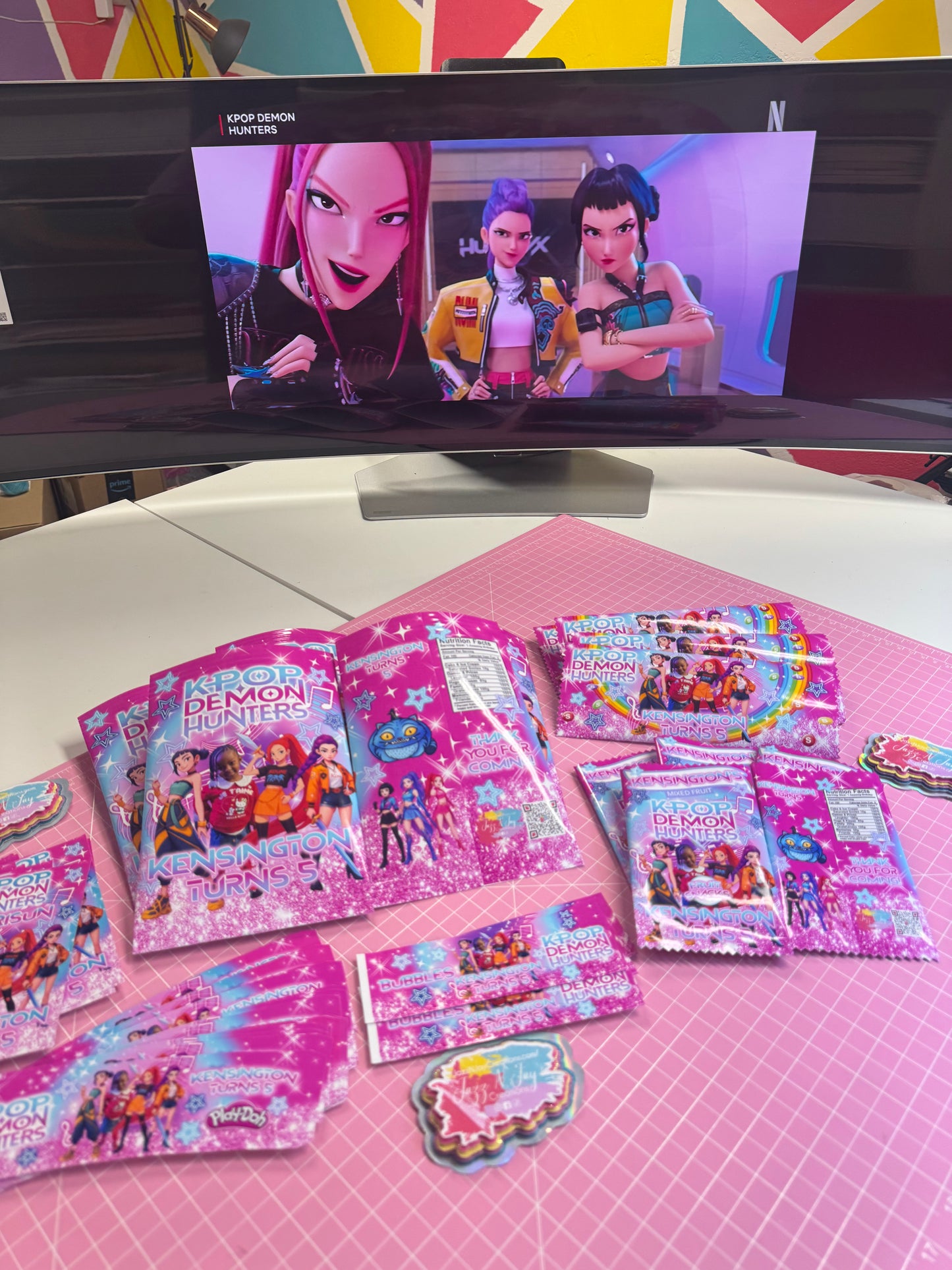 Kpop Demon Hunters Huntrix Saja Boys Party Favors | Custom Chip Bags, Capri Sun Labels, Goodie Bags | Personalized Kpop Birthday Set